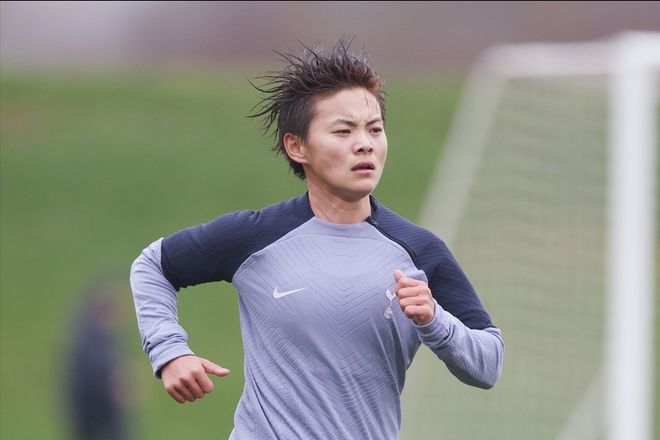 吳海燕唐涵失球，陳晨撲救兩球，武漢女足進亞冠四強