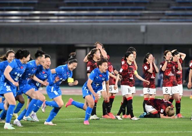 武漢女足2-23射門晉級(jí)亞冠四強(qiáng)，門將119分鐘撲救兩球！