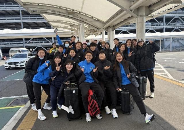 武漢女足赴日參戰(zhàn)，王霜曬照：亞冠之旅啟程。
