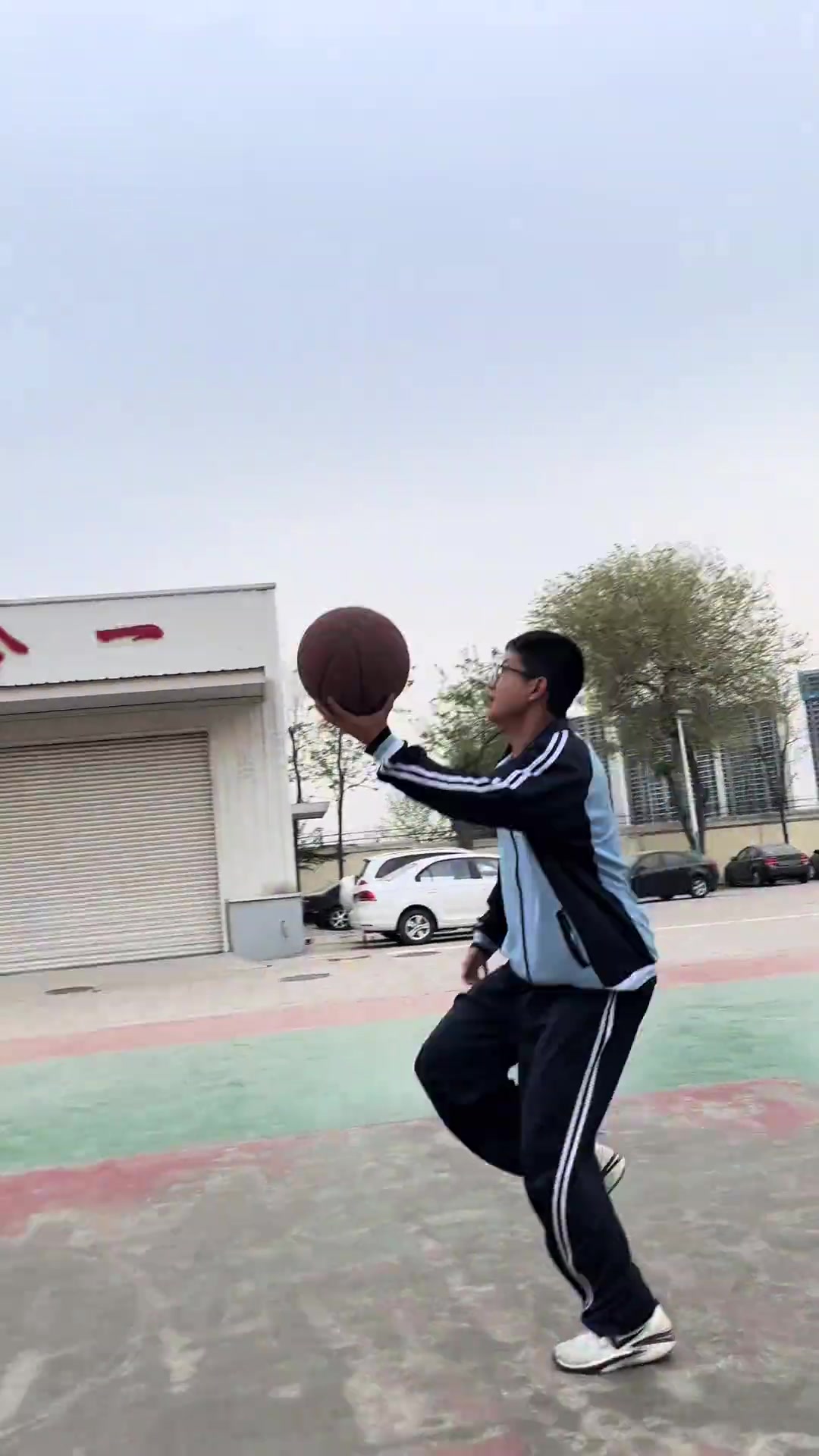 為什么一副球霸的樣子卻打出這種球風？