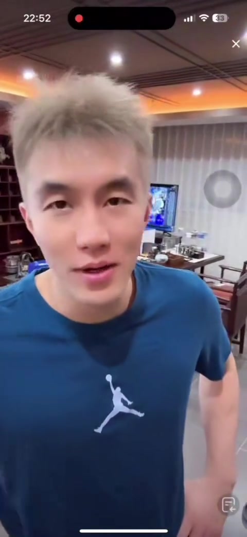 郭艾倫：我眼睛好了 沒看到這么明亮嗎