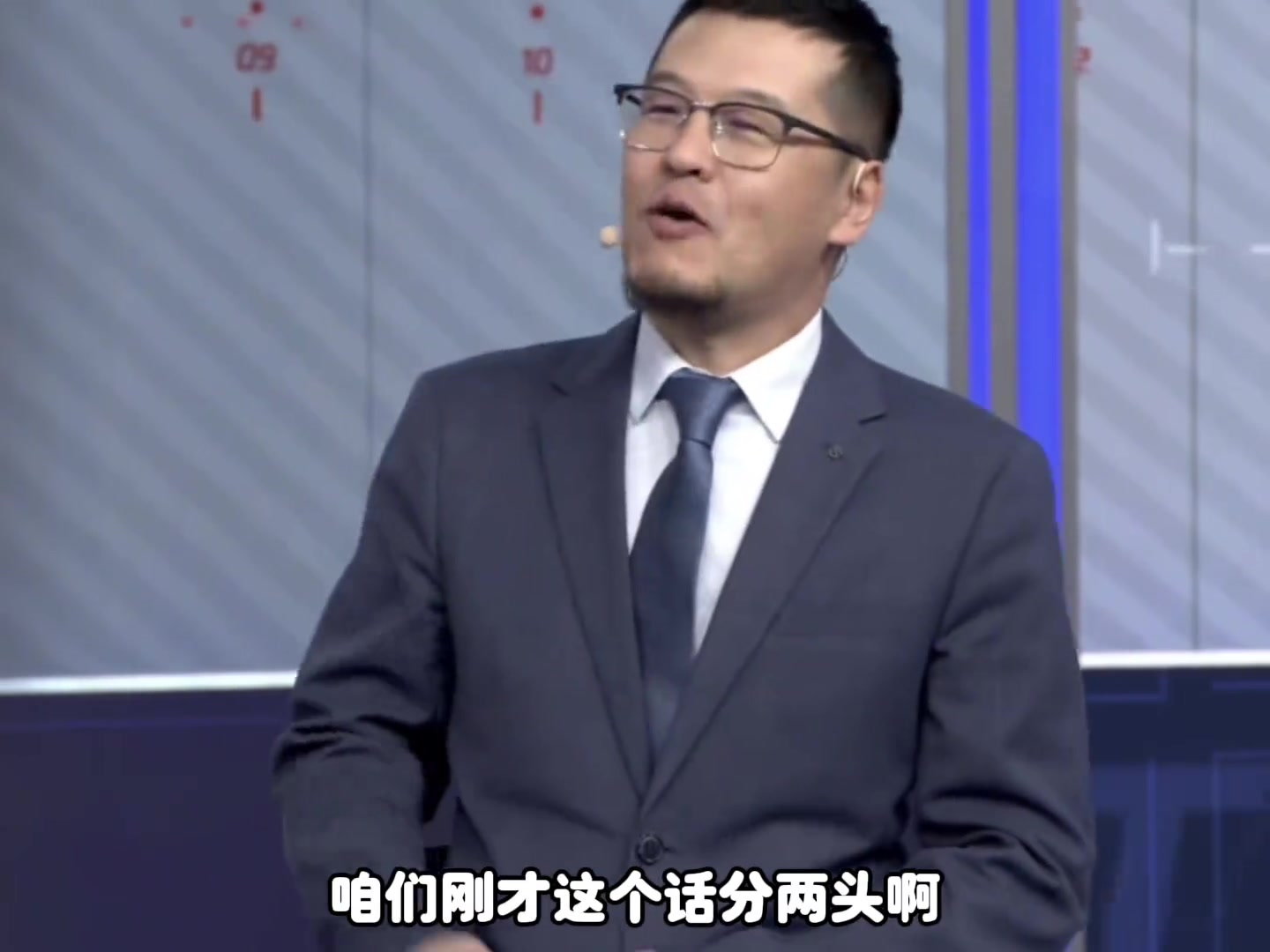 楊毅：森林狼打得實(shí)在太臭！勇士雖然庫(kù)里傷退，但他們還有“散裝庫(kù)里”