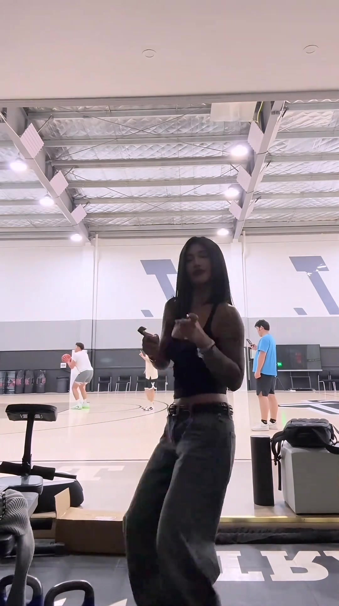 身材舞蹈都很辣！李添榮女友胡玄子再秀熱舞