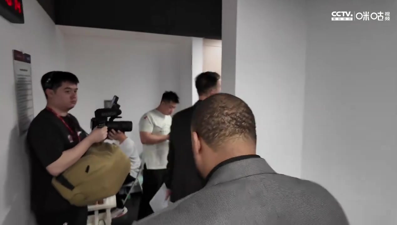 平靜理性！王博賽后發(fā)言：現(xiàn)在還不是慶祝的時候，大家穩(wěn)住心態(tài)！