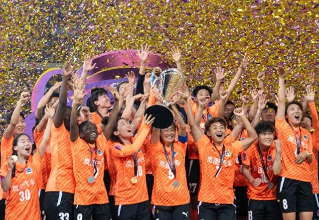 亞冠賽場，武體人奪魁！光彩奪目！